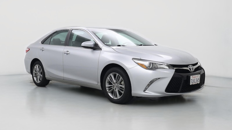 2015 Toyota Camry SE Hero Image