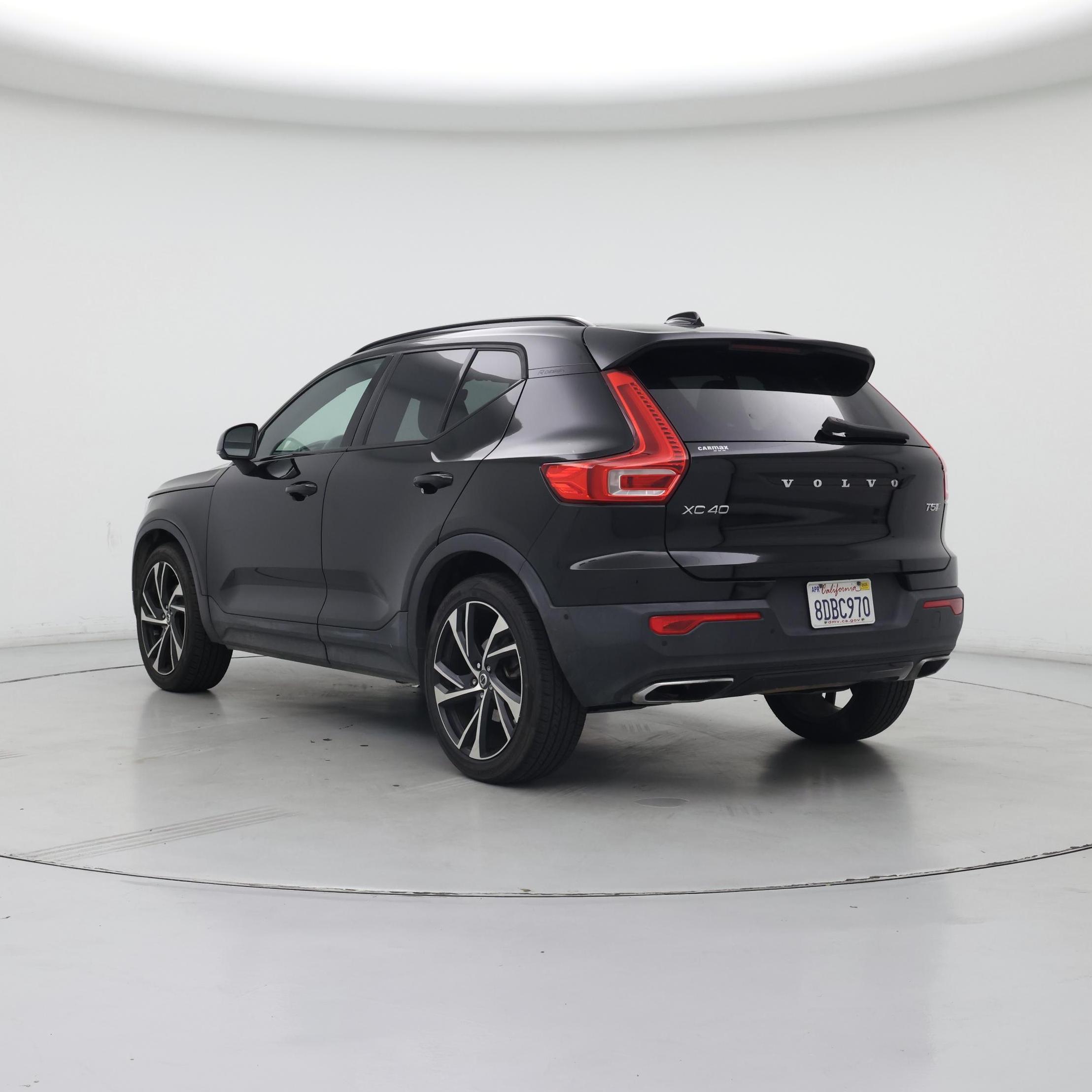 Thumbnail: 2019 Volvo XC40 - 2