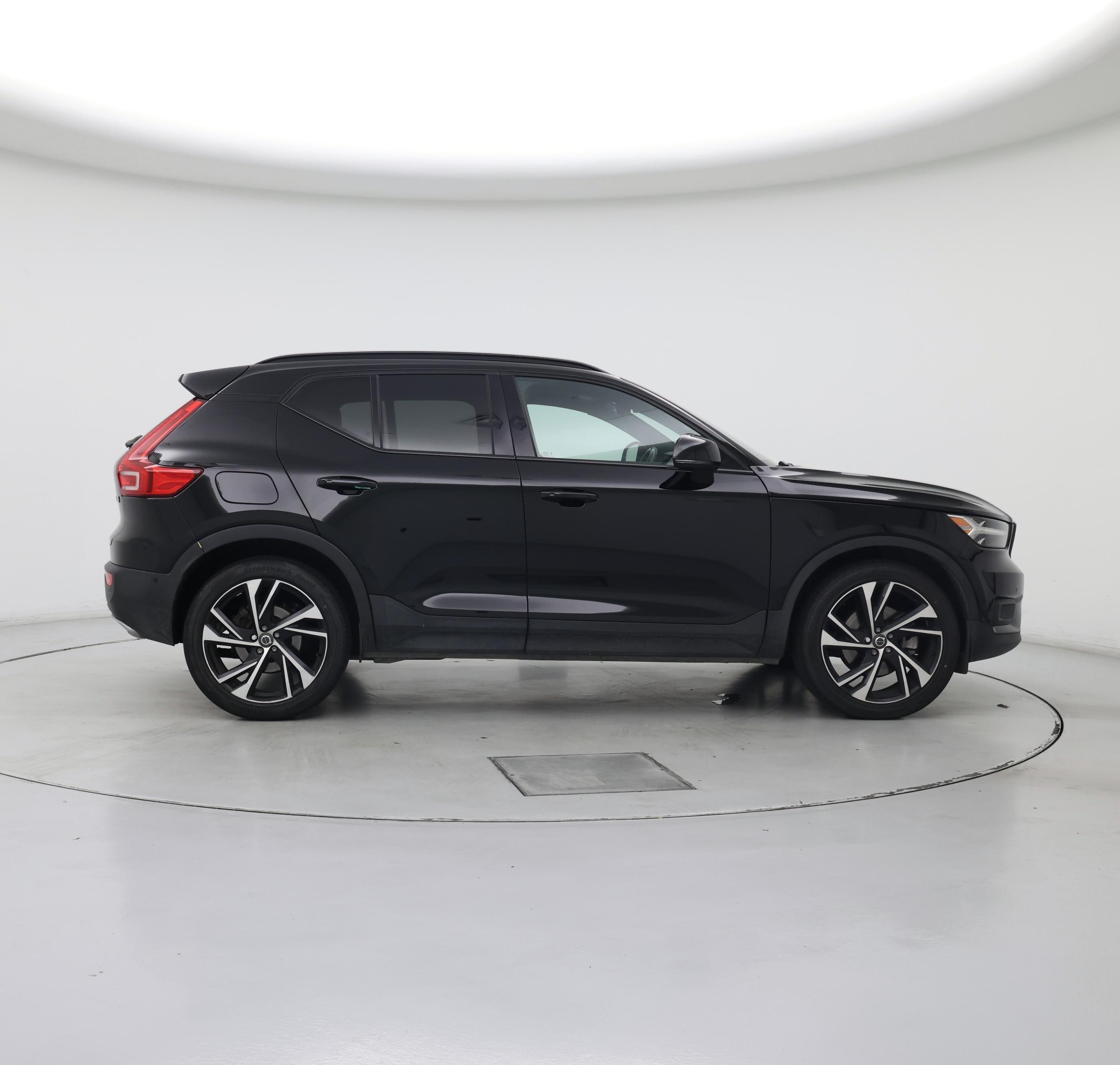 Thumbnail: 2019 Volvo XC40 - 7