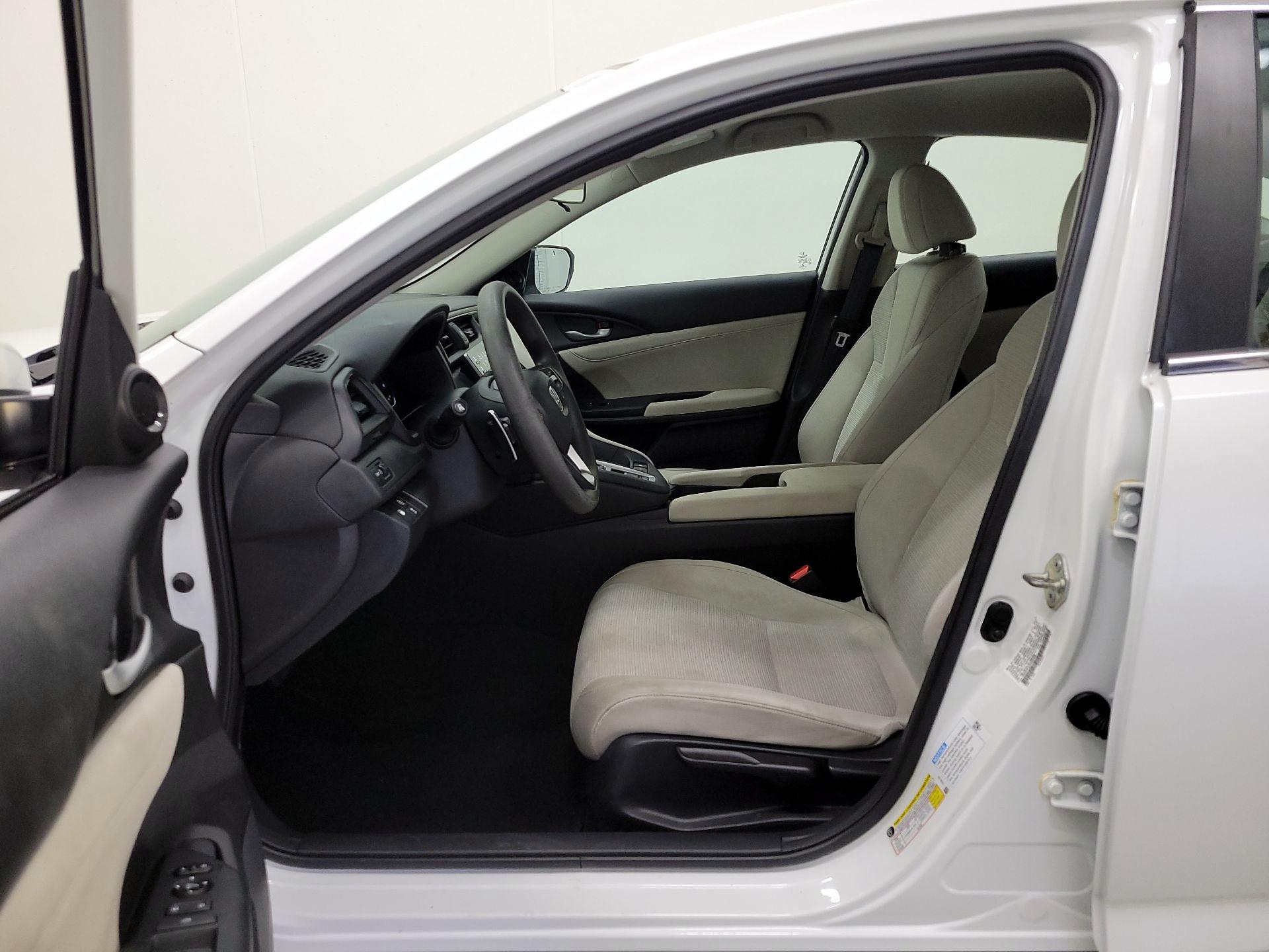 Thumbnail: 2019 Honda Insight - 11