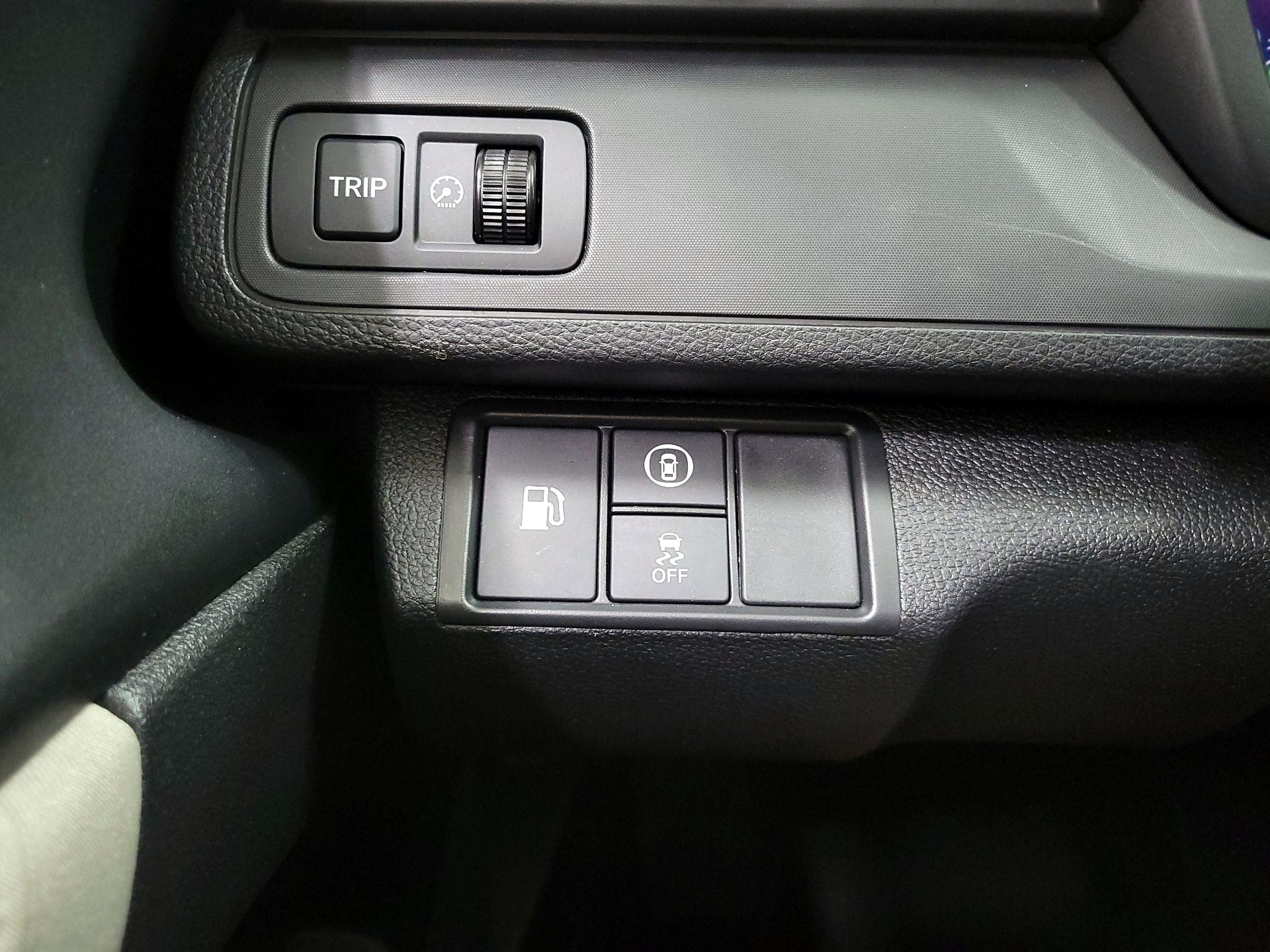 Thumbnail: 2019 Honda Insight - 13