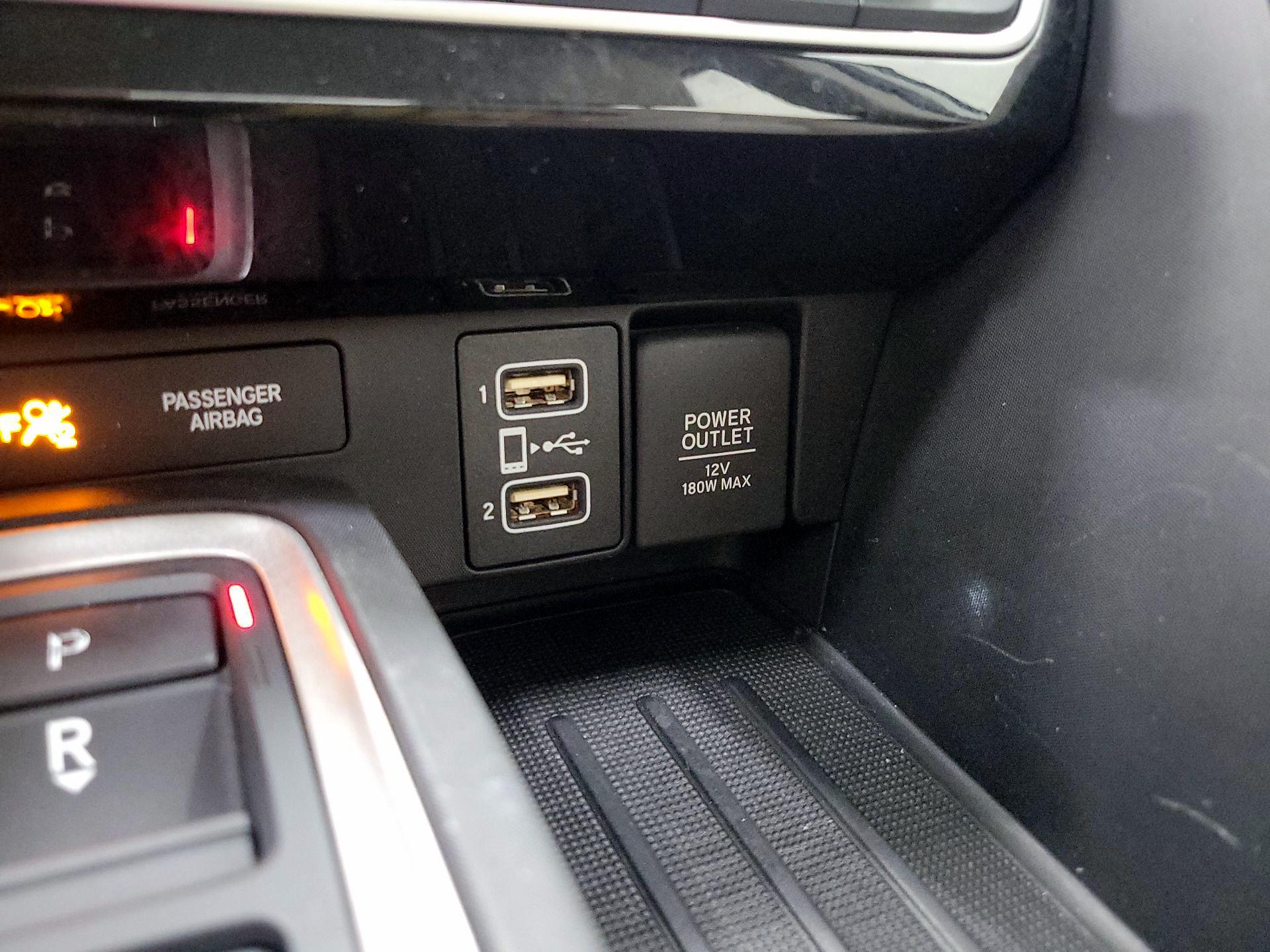 Thumbnail: 2019 Honda Insight - 18