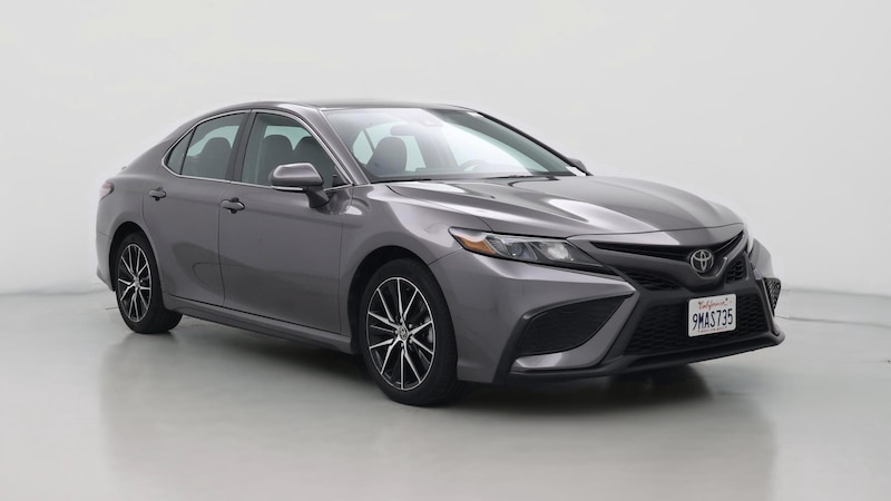 2022 Toyota Camry SE Hero Image