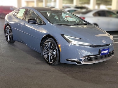 2023 Toyota Prius Limited -
                Burbank, CA