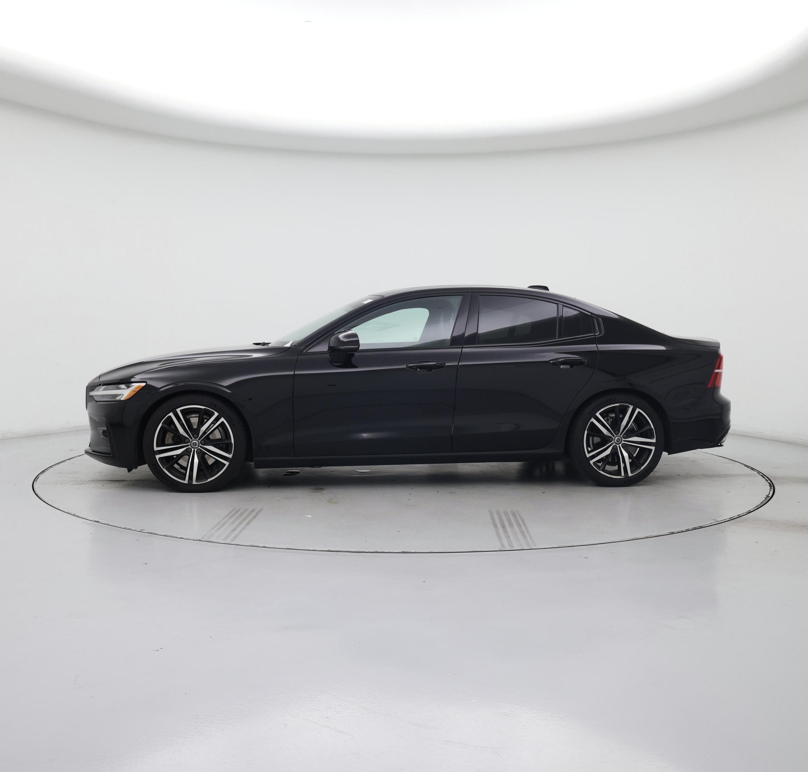 Thumbnail: 2019 Volvo S60 - 3