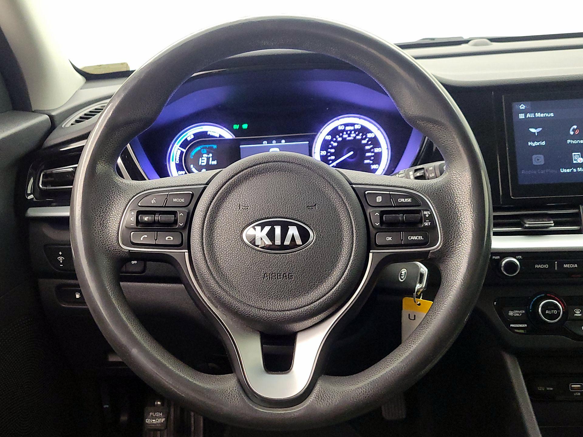 Thumbnail: 2020 Kia Niro - 10