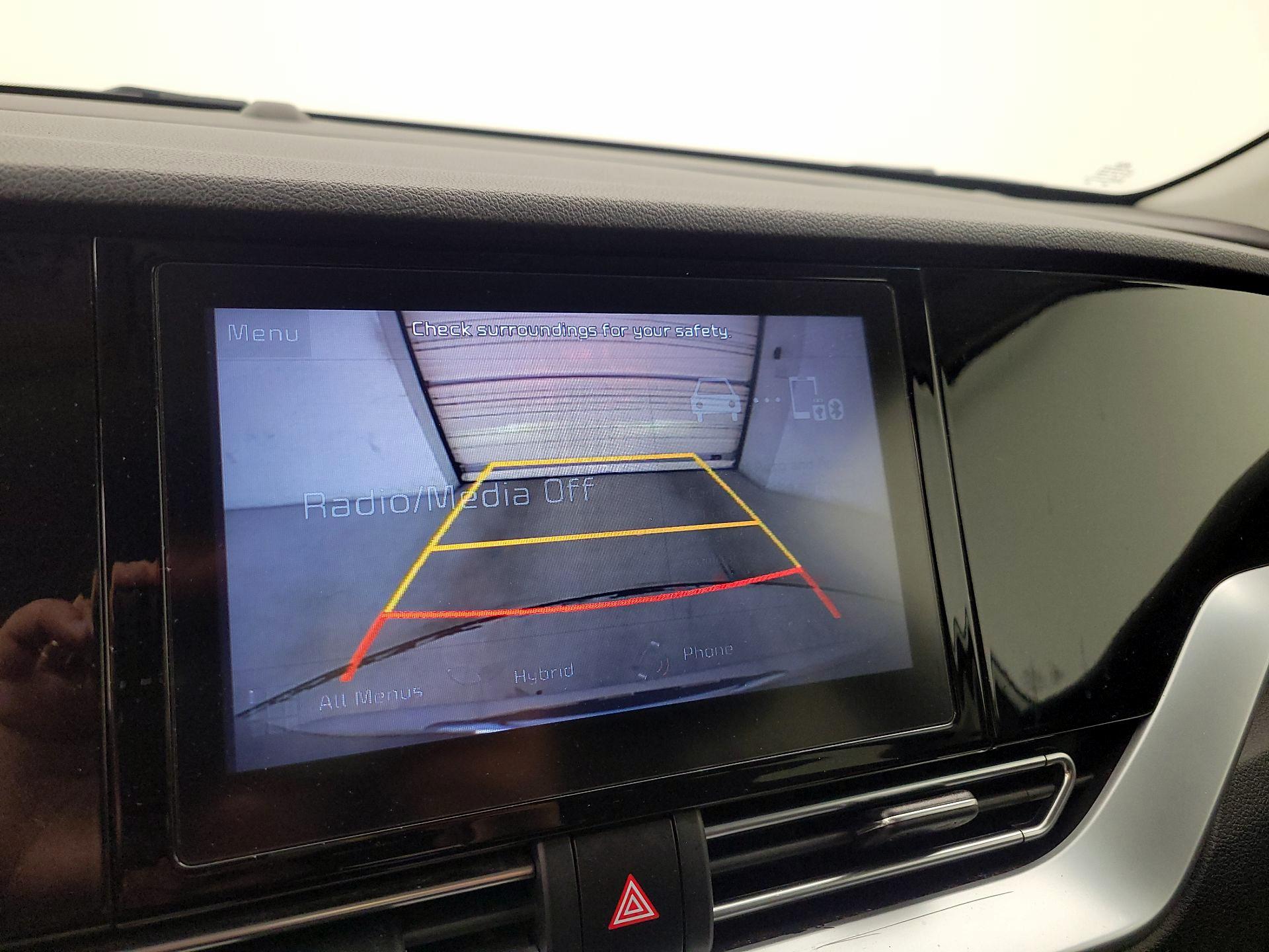 Thumbnail: 2020 Kia Niro - 14