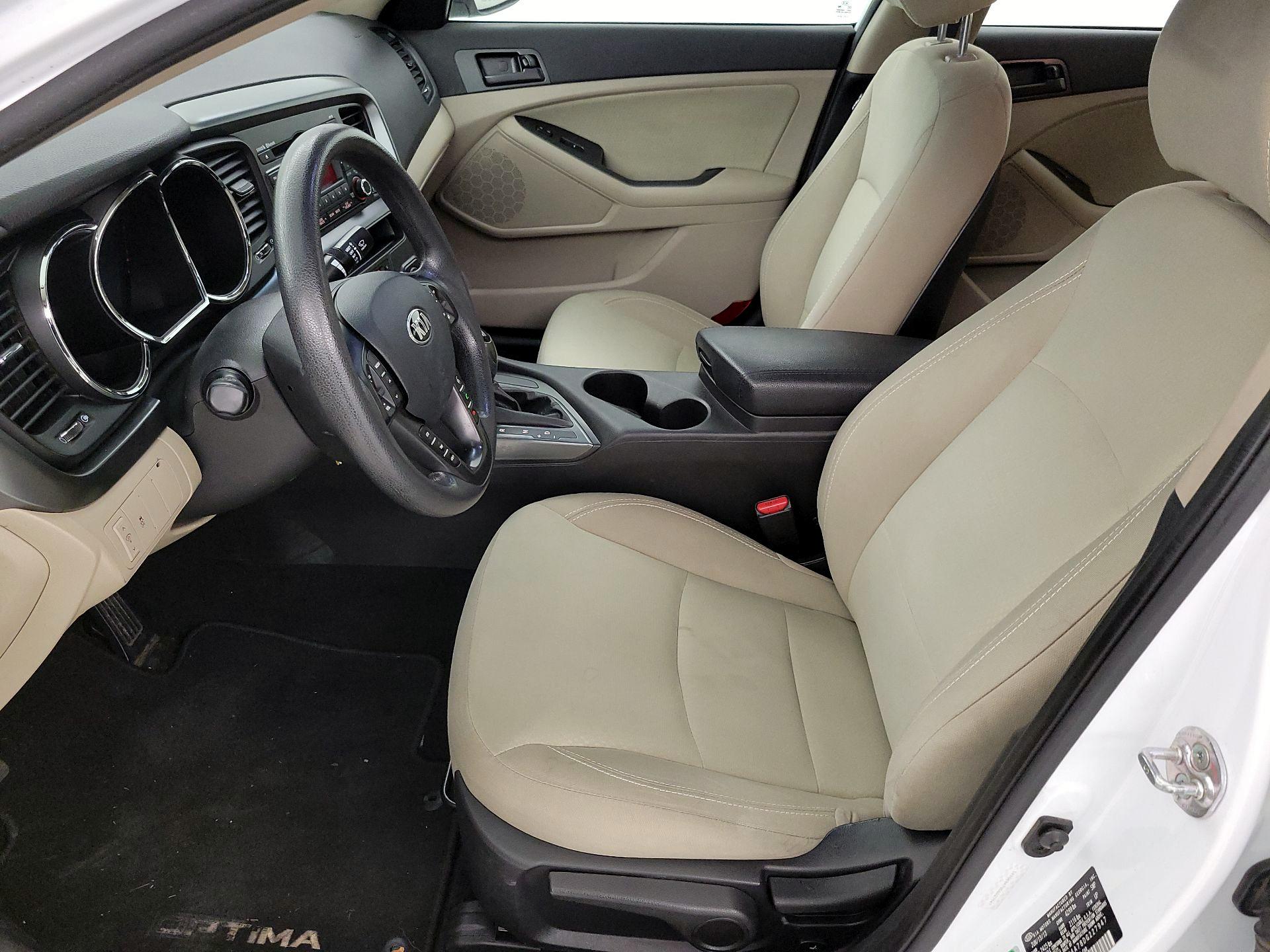 Thumbnail: 2013 Kia Optima - 9