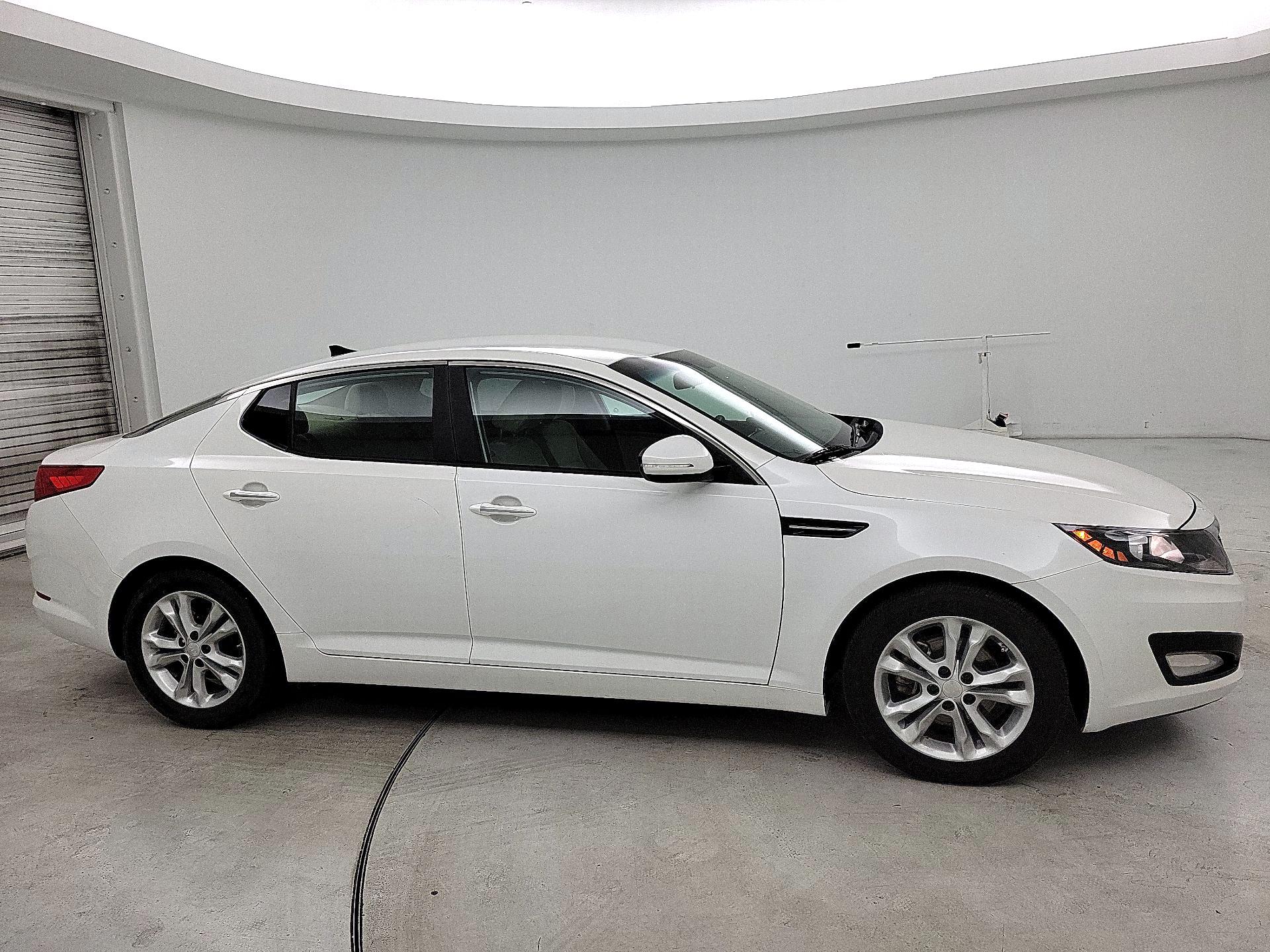 Thumbnail: 2013 Kia Optima - 4