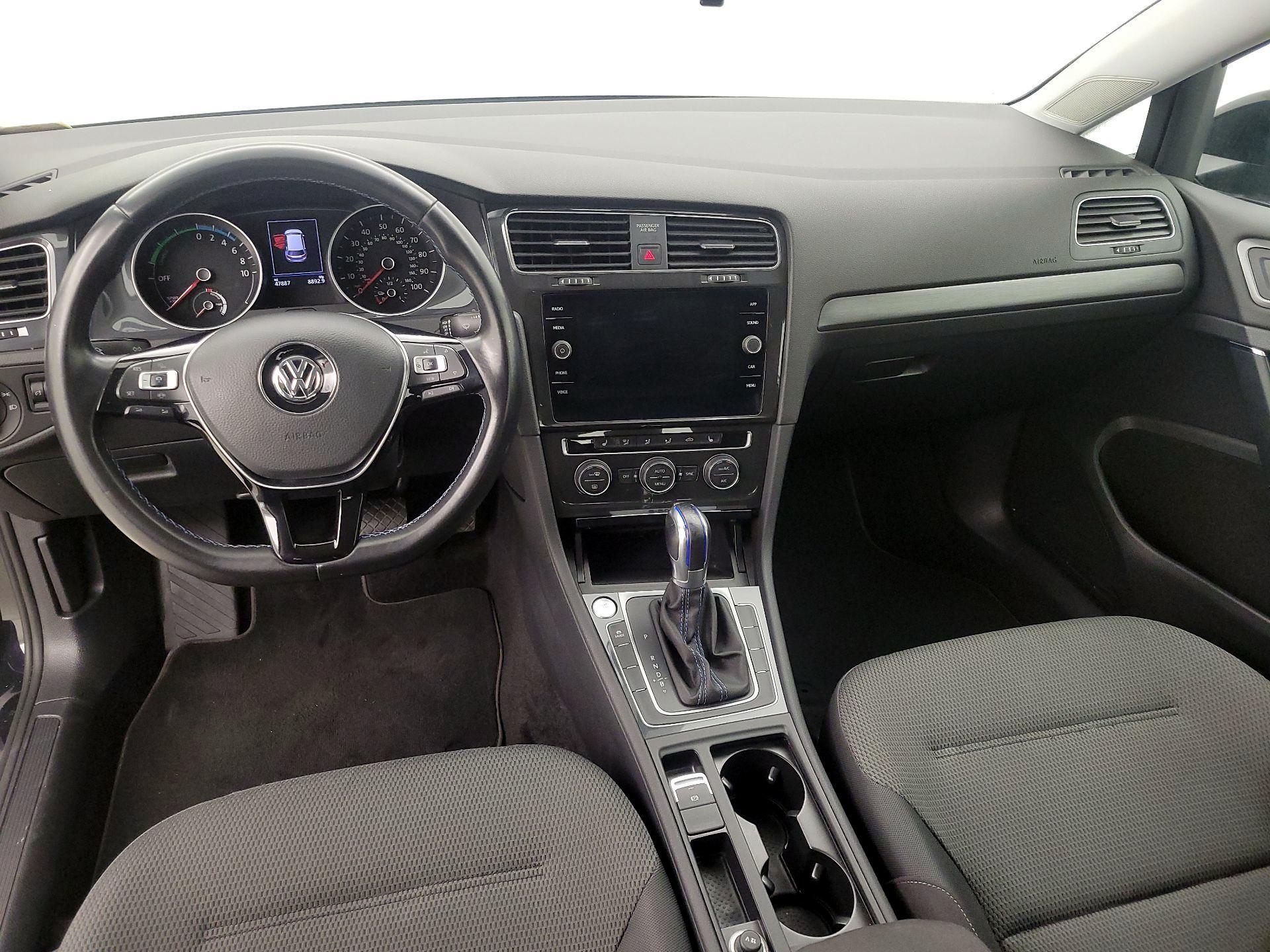 Thumbnail: 2019 Volkswagen e-Golf - 9