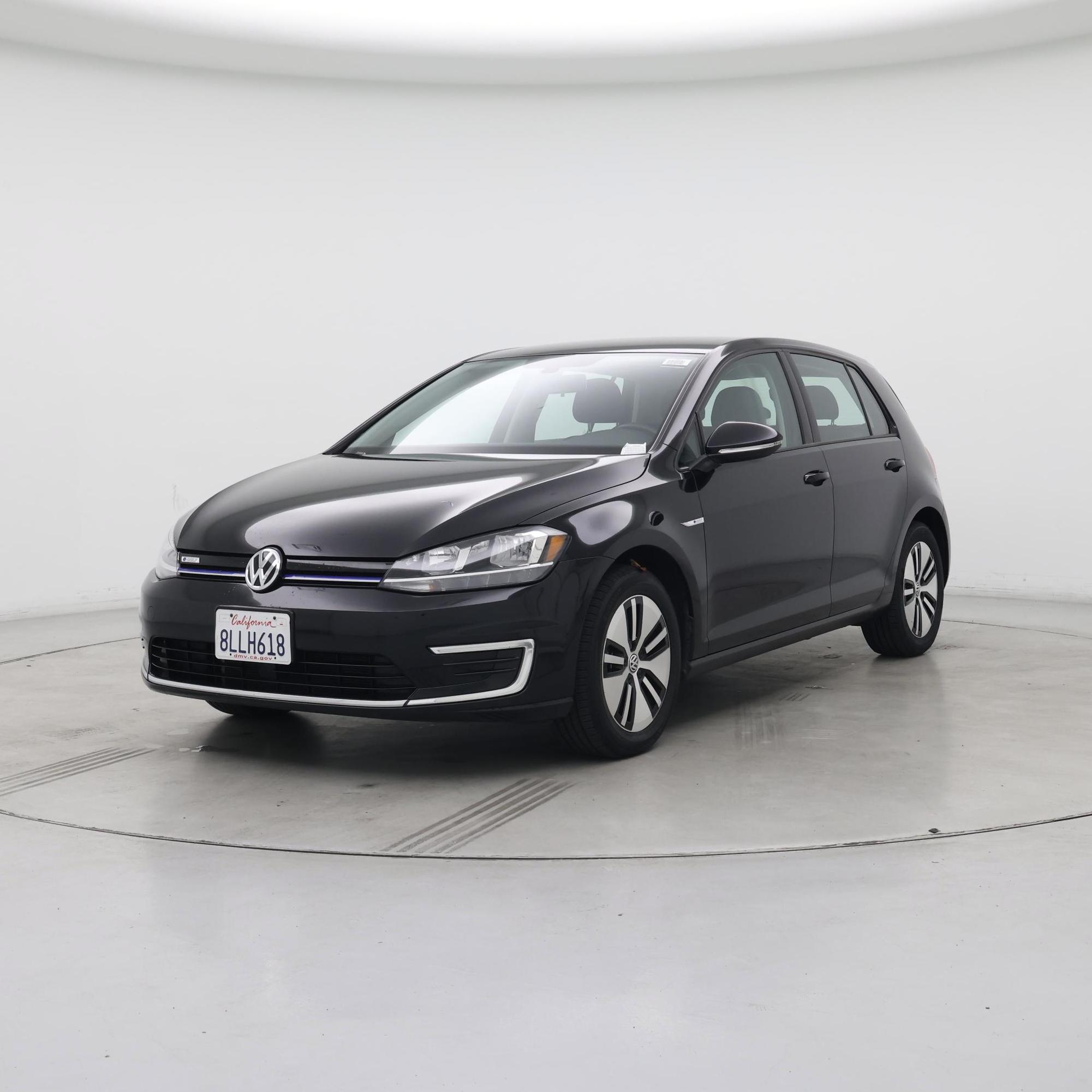 Thumbnail: 2019 Volkswagen e-Golf - 4