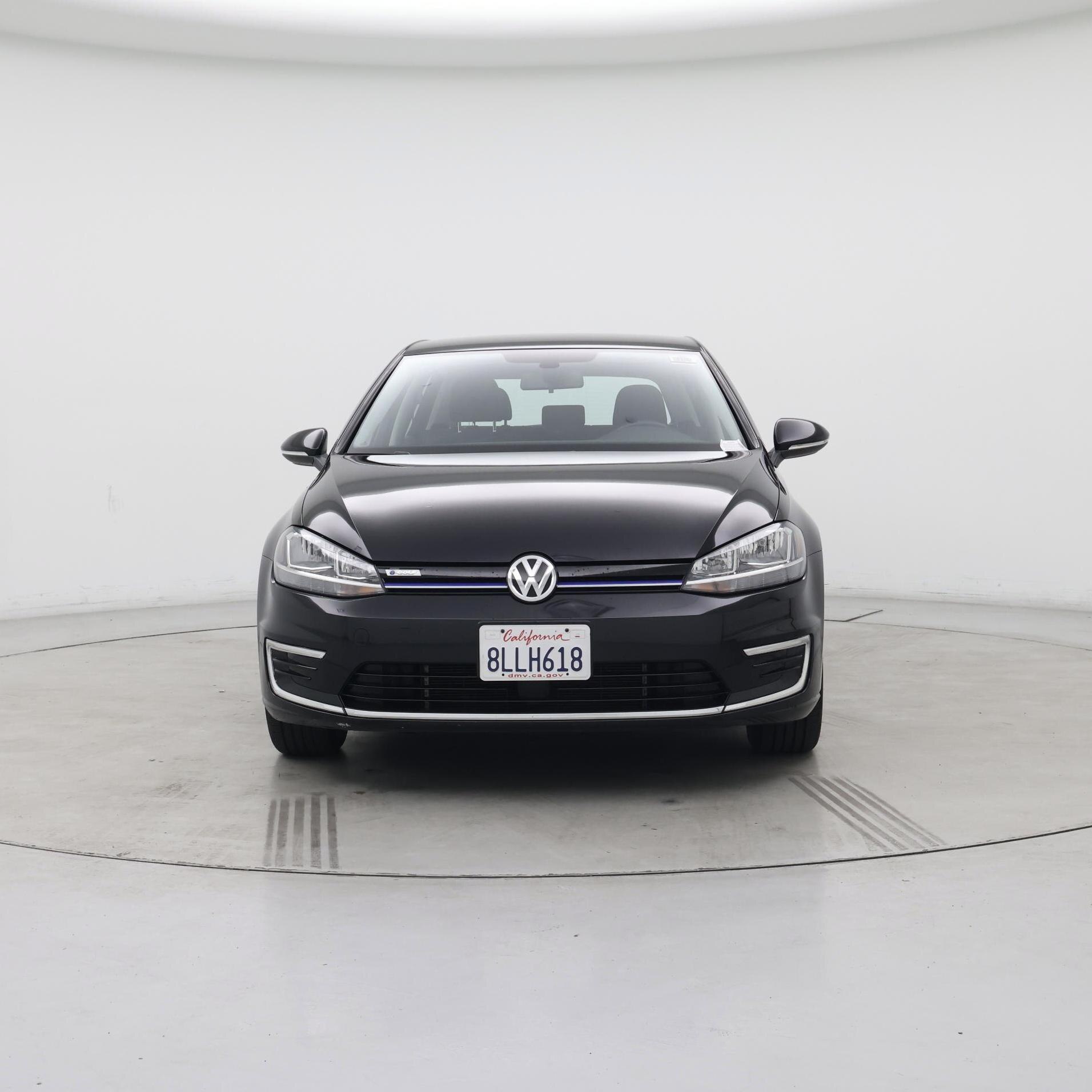 Thumbnail: 2019 Volkswagen e-Golf - 5