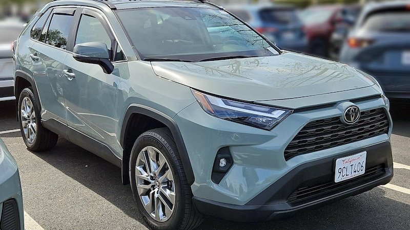 2022 Toyota RAV4 XLE Premium Hero Image