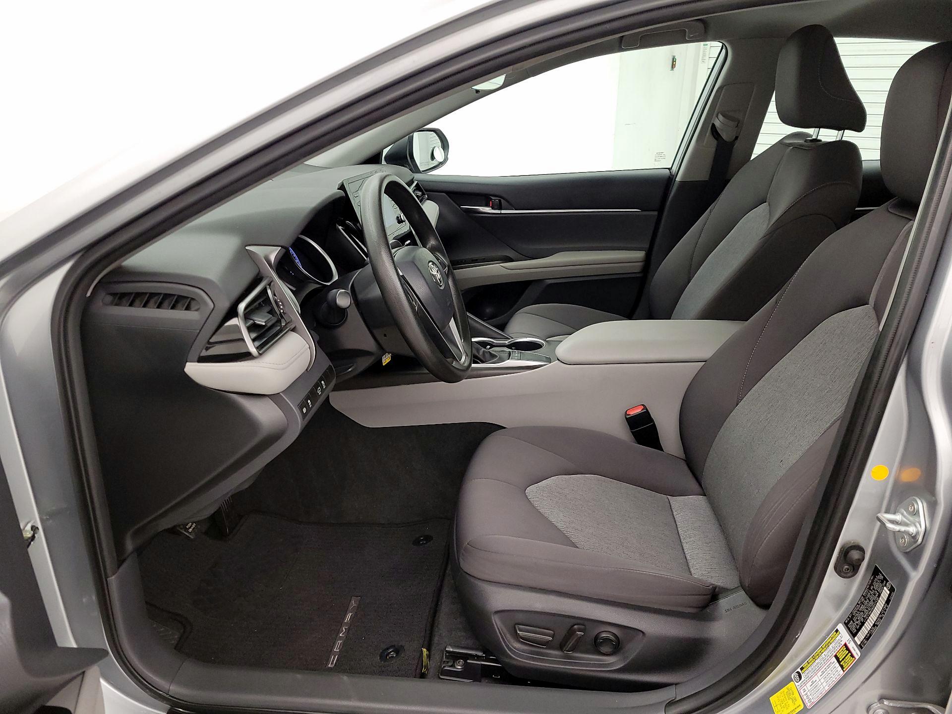 Thumbnail: 2022 Toyota Camry - 11