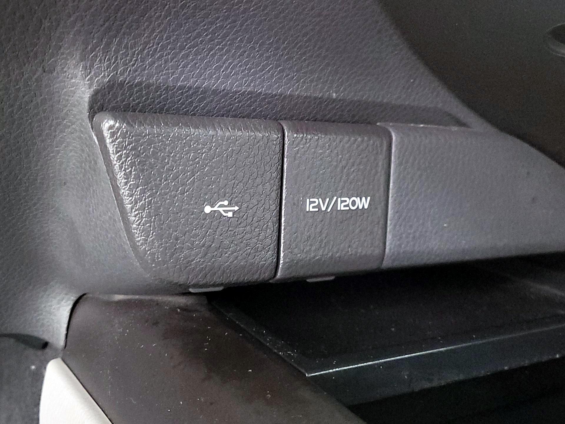 Thumbnail: 2022 Toyota Camry - 18