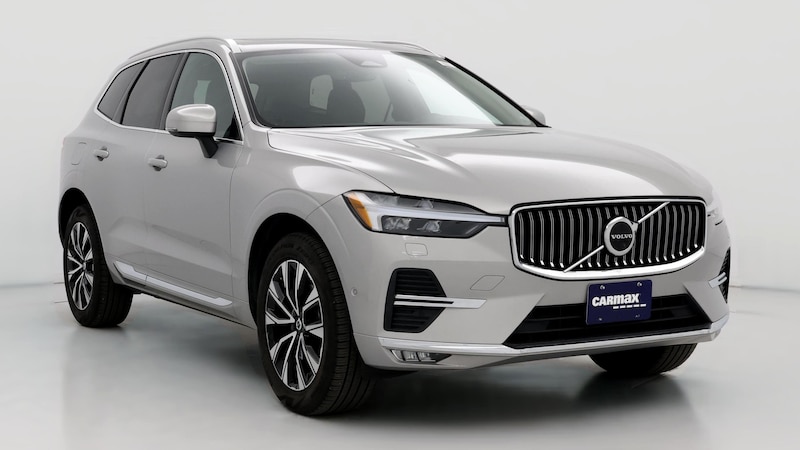 2023 Volvo XC60 B5 Plus Hero Image