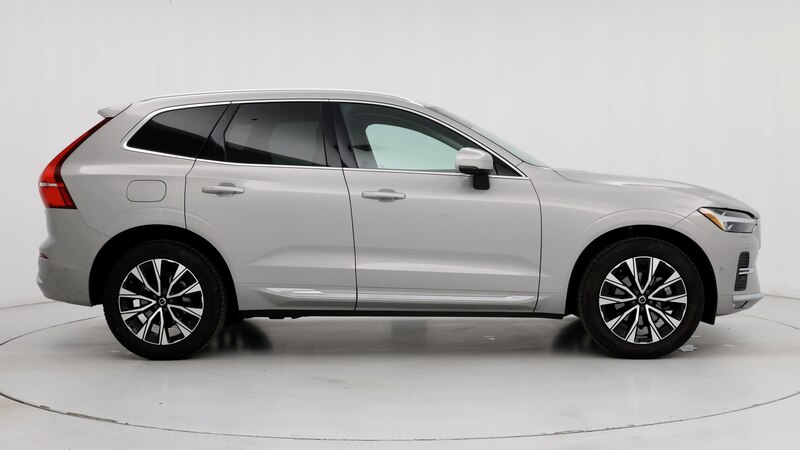 2023 Volvo XC60 B5 Plus 7