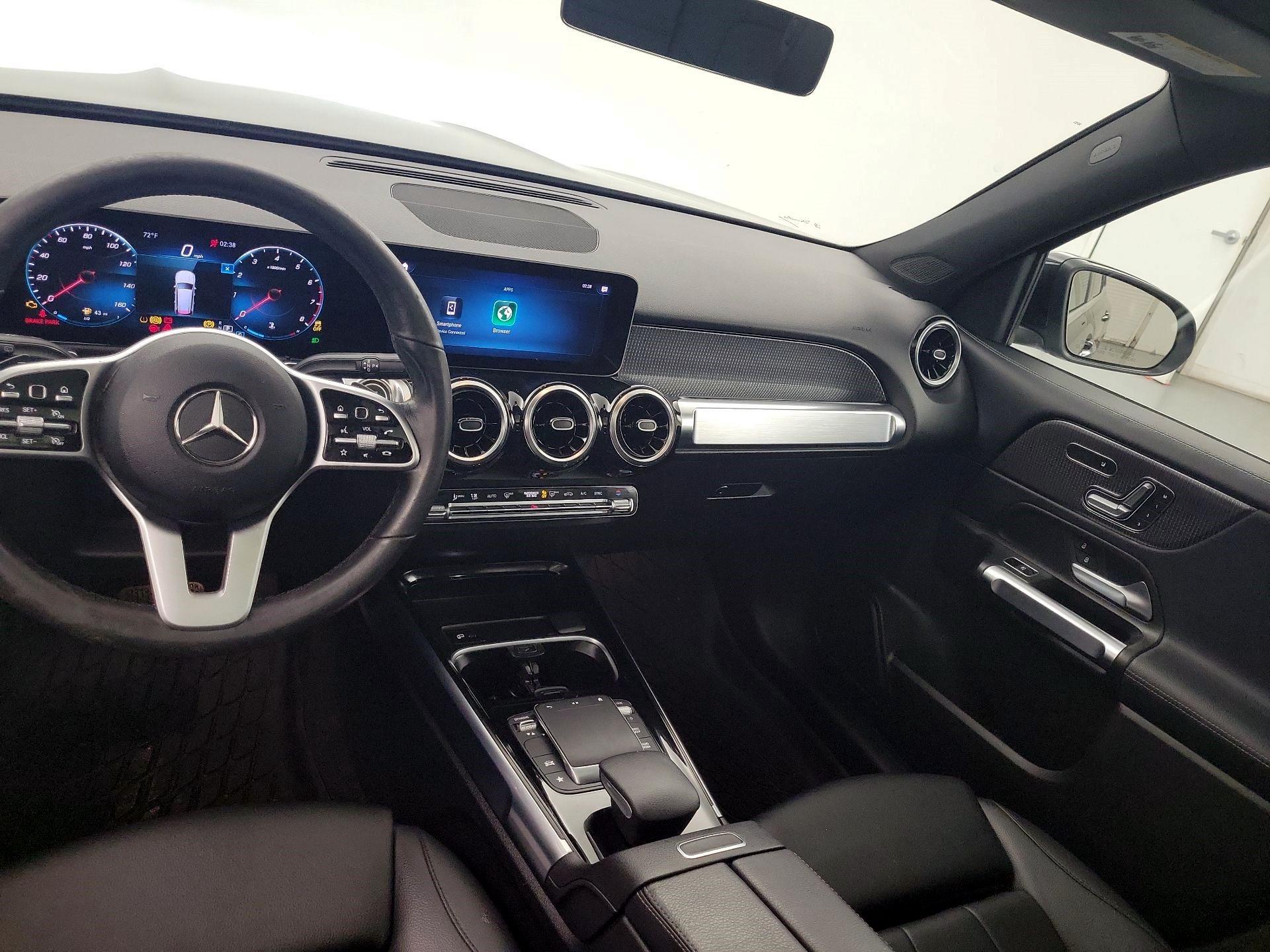 Thumbnail: 2021 Mercedes-Benz GLB - 8