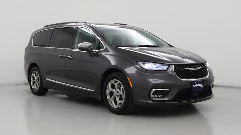 2022 Chrysler Pacifica Limited Hero Image