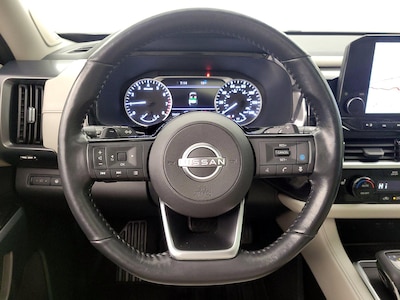 Steering Wheel & Instrument Cluster (On)