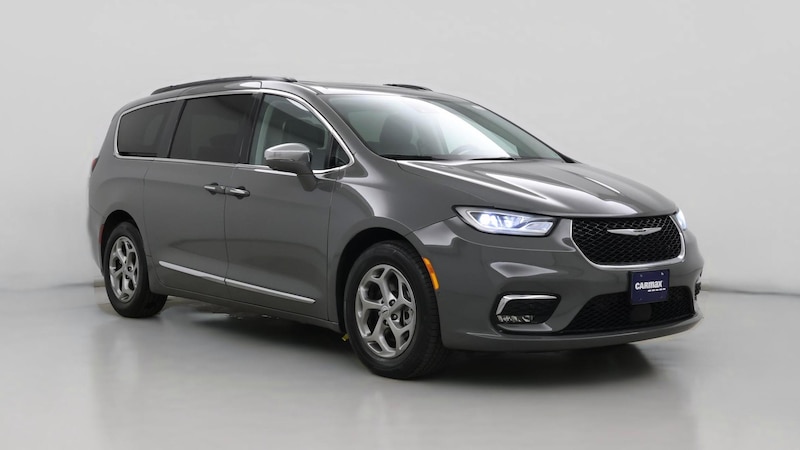 2022 Chrysler Pacifica Limited Hero Image