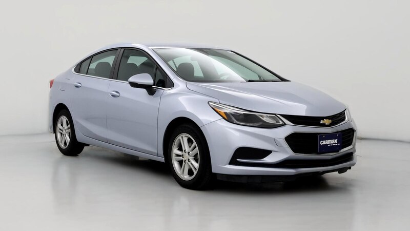 2017 Chevrolet Cruze LT Hero Image