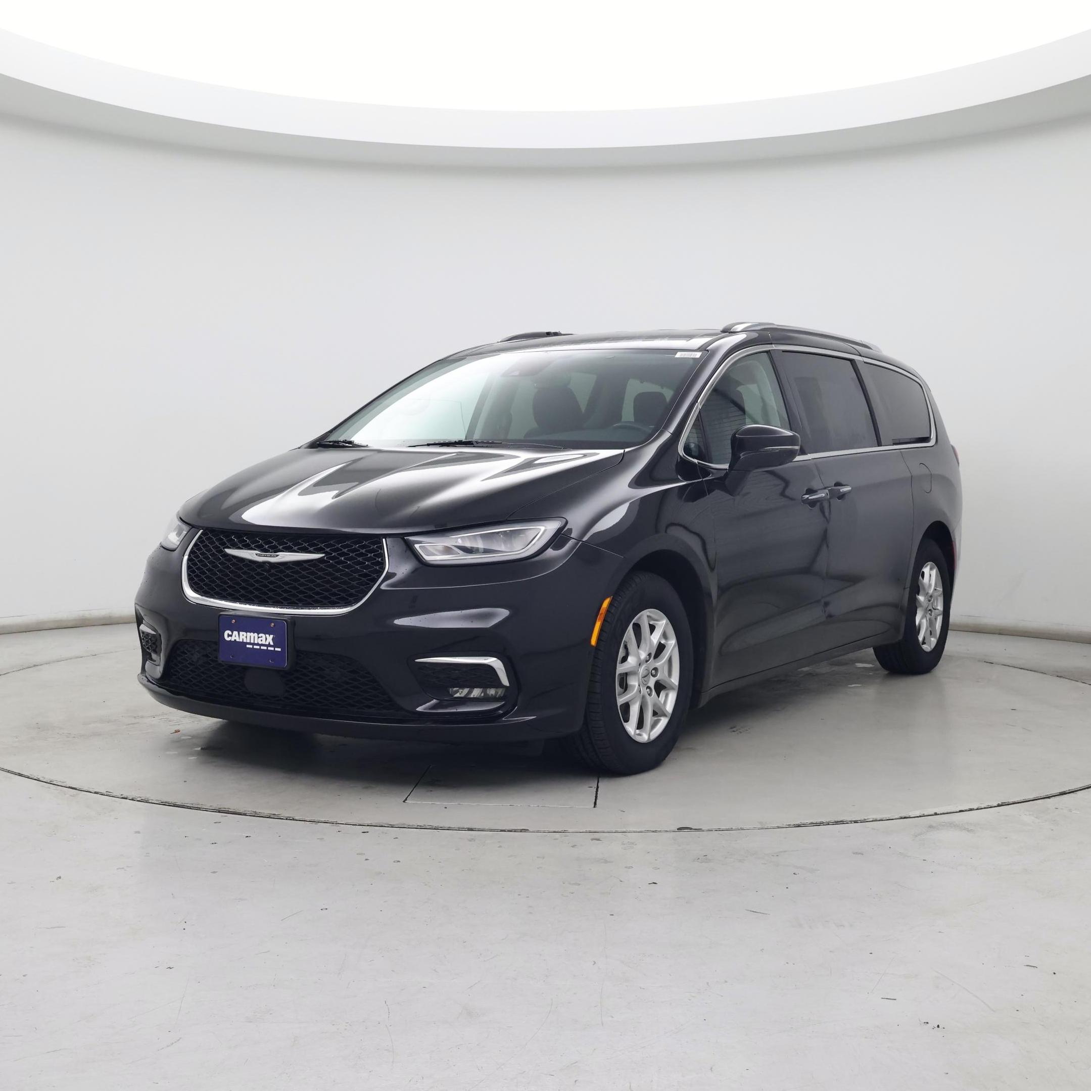 Thumbnail: 2021 Chrysler Pacifica - 4