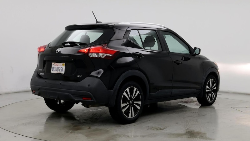 2020 Nissan Kicks SV 8
