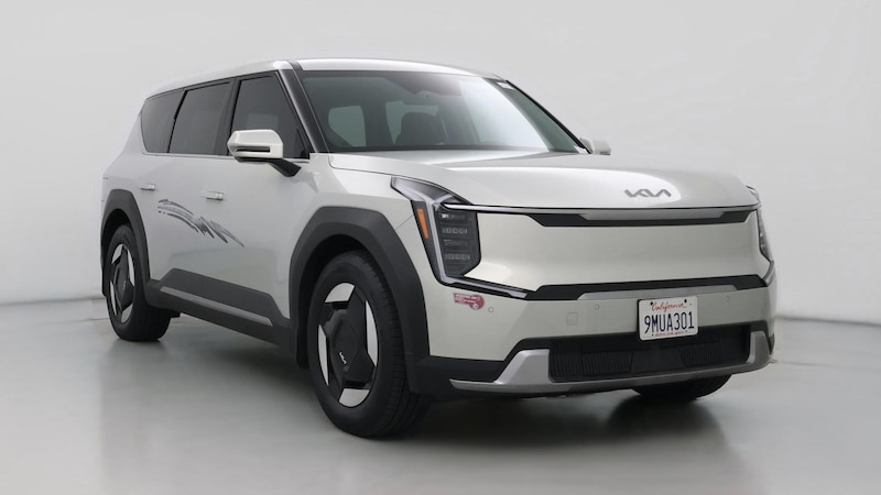 2024 Kia EV9 Light Hero Image