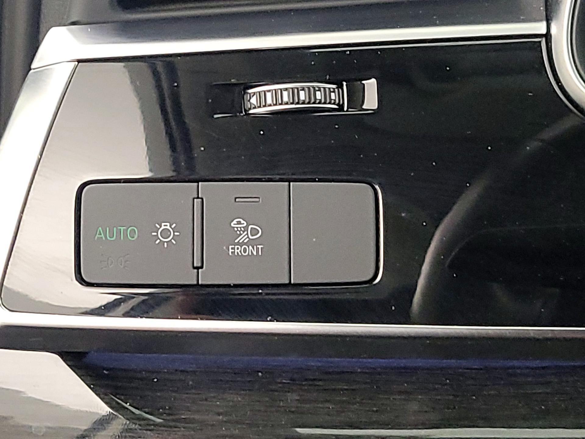 Thumbnail: 2023 Audi Q7 - 13
