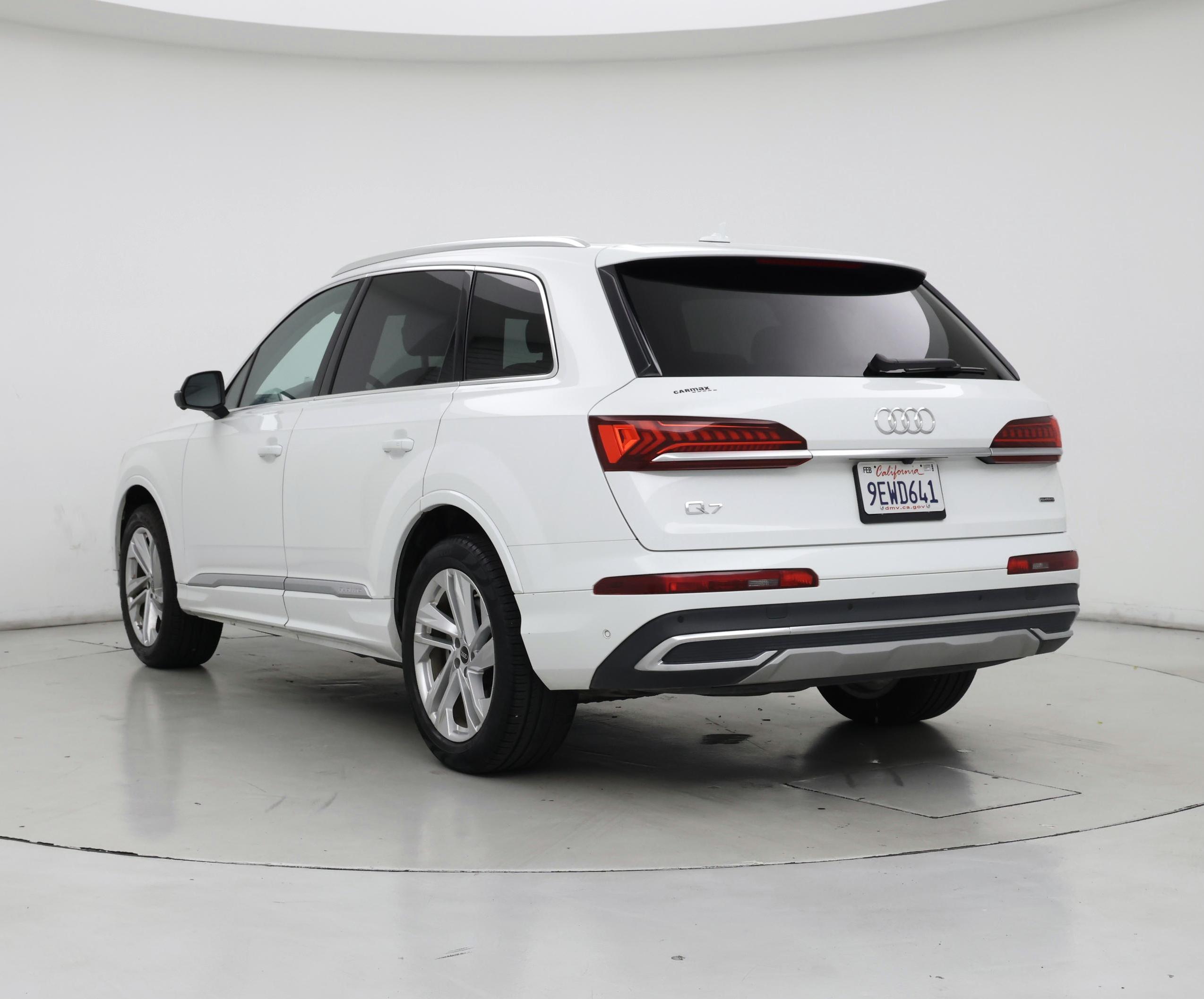 Thumbnail: 2023 Audi Q7 - 2