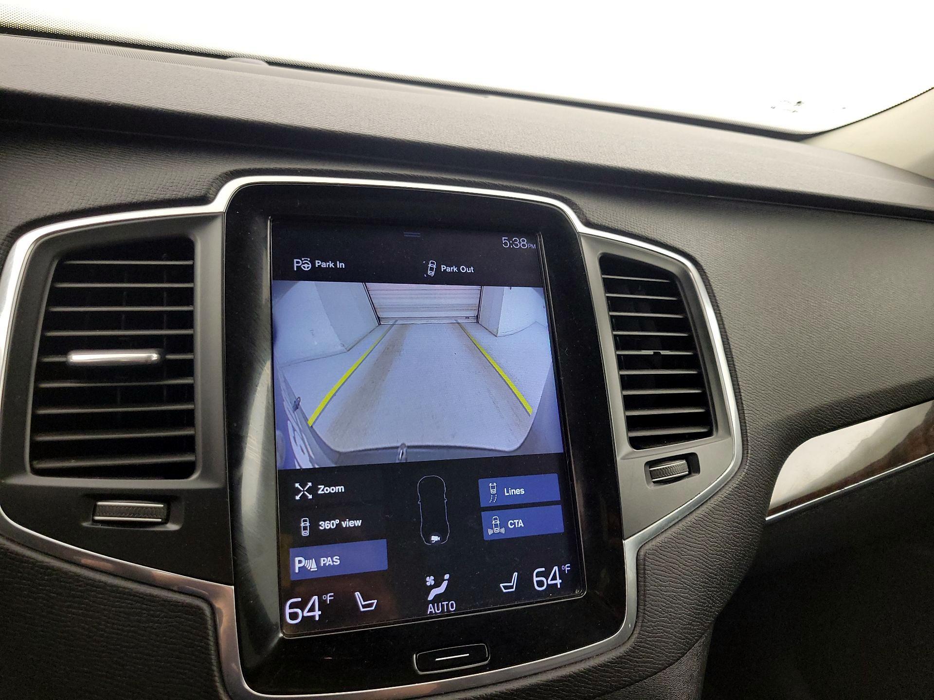 Thumbnail: 2019 Volvo XC90 - 15