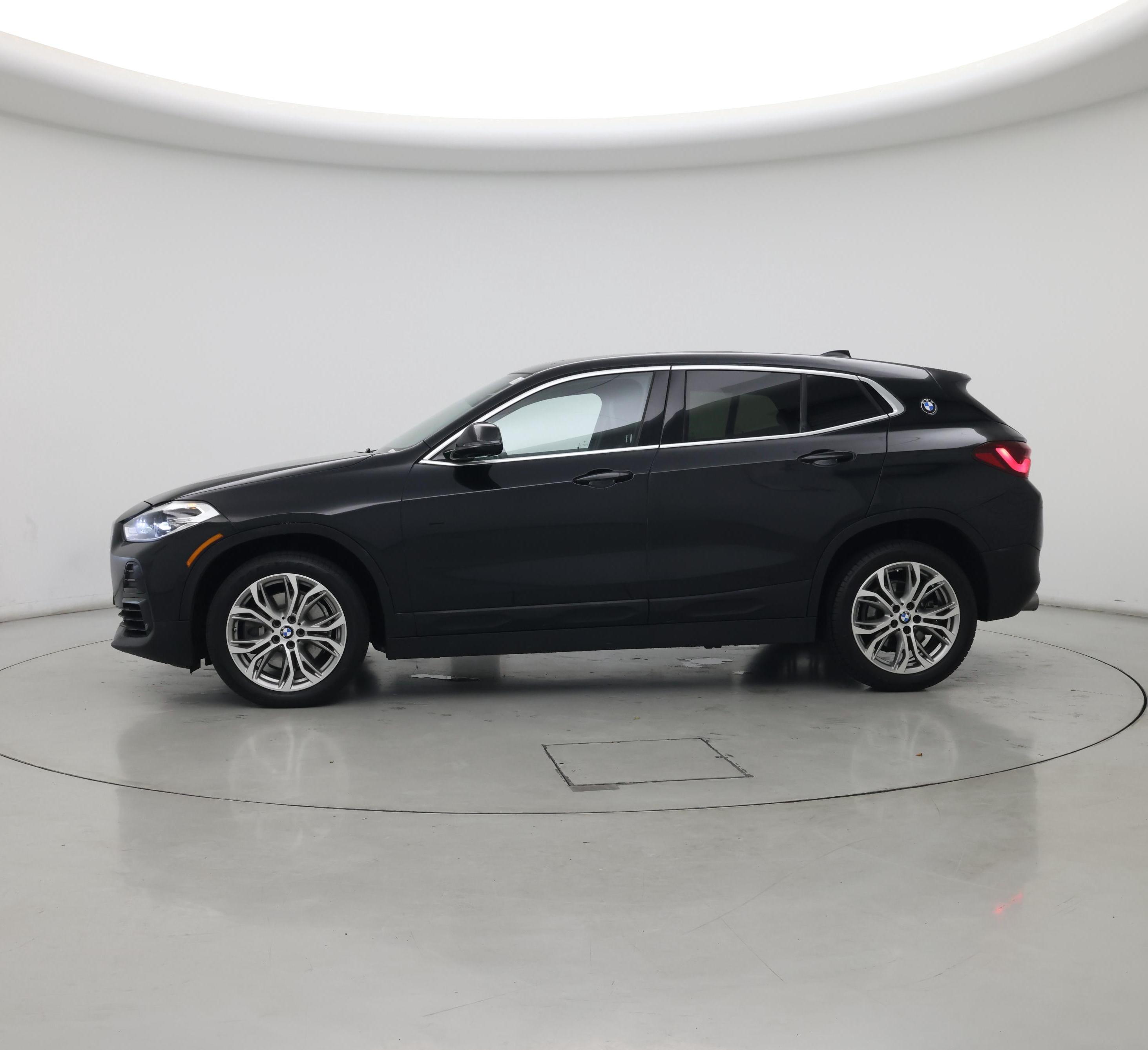 Thumbnail: 2021 BMW X2 - 3