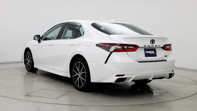 2024 Toyota Camry SE 2