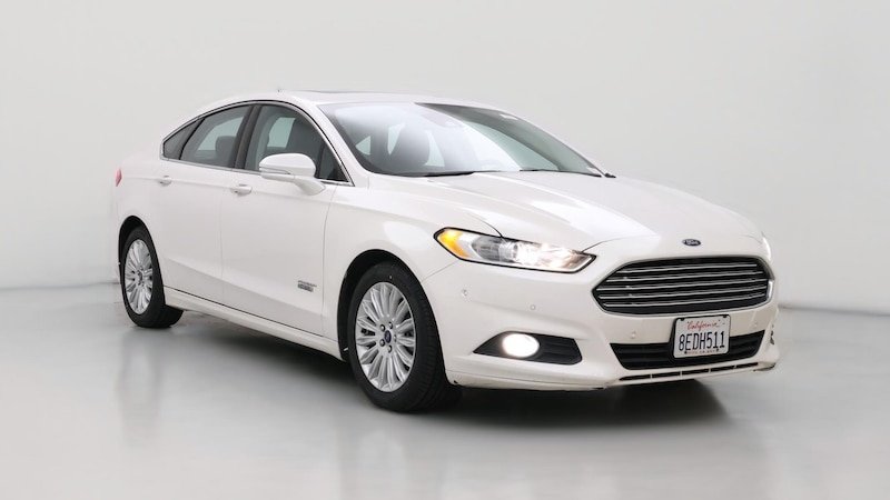 2015 Ford Fusion SE Hero Image