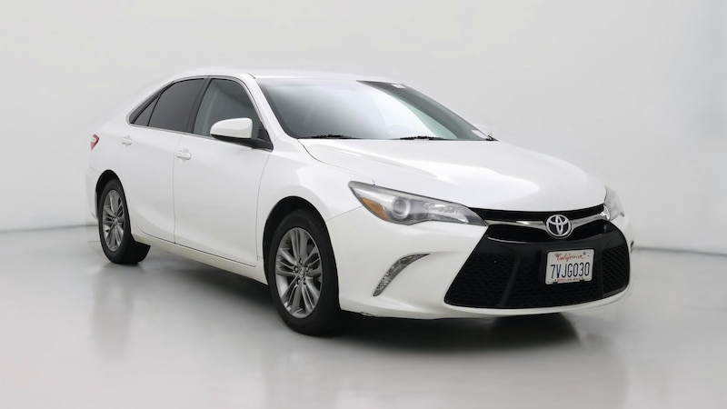 2017 Toyota Camry SE Hero Image