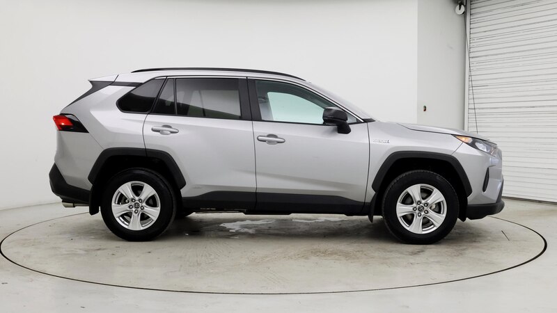 2019 Toyota RAV4 LE 7