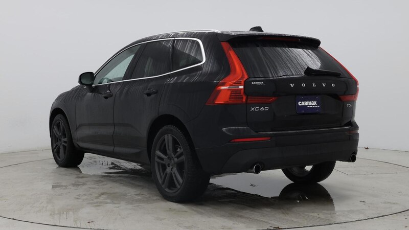 2019 Volvo XC60 T5 Momentum 2