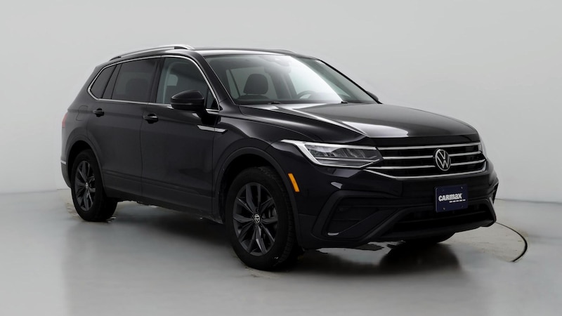 2023 Volkswagen Tiguan SE Hero Image