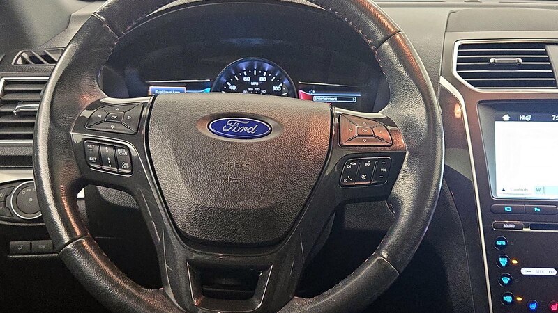 2017 Ford Explorer Sport 10