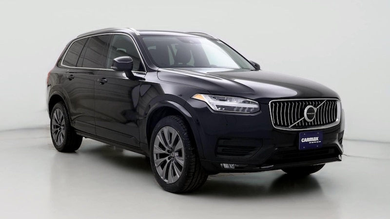 2022 Volvo XC90 T6 Momentum Hero Image