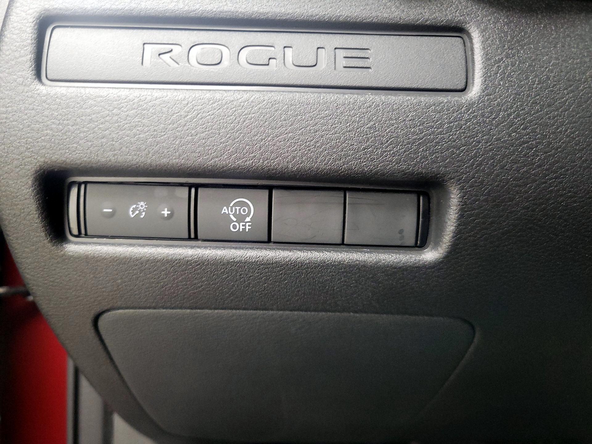 Thumbnail: 2023 Nissan Rogue - 13