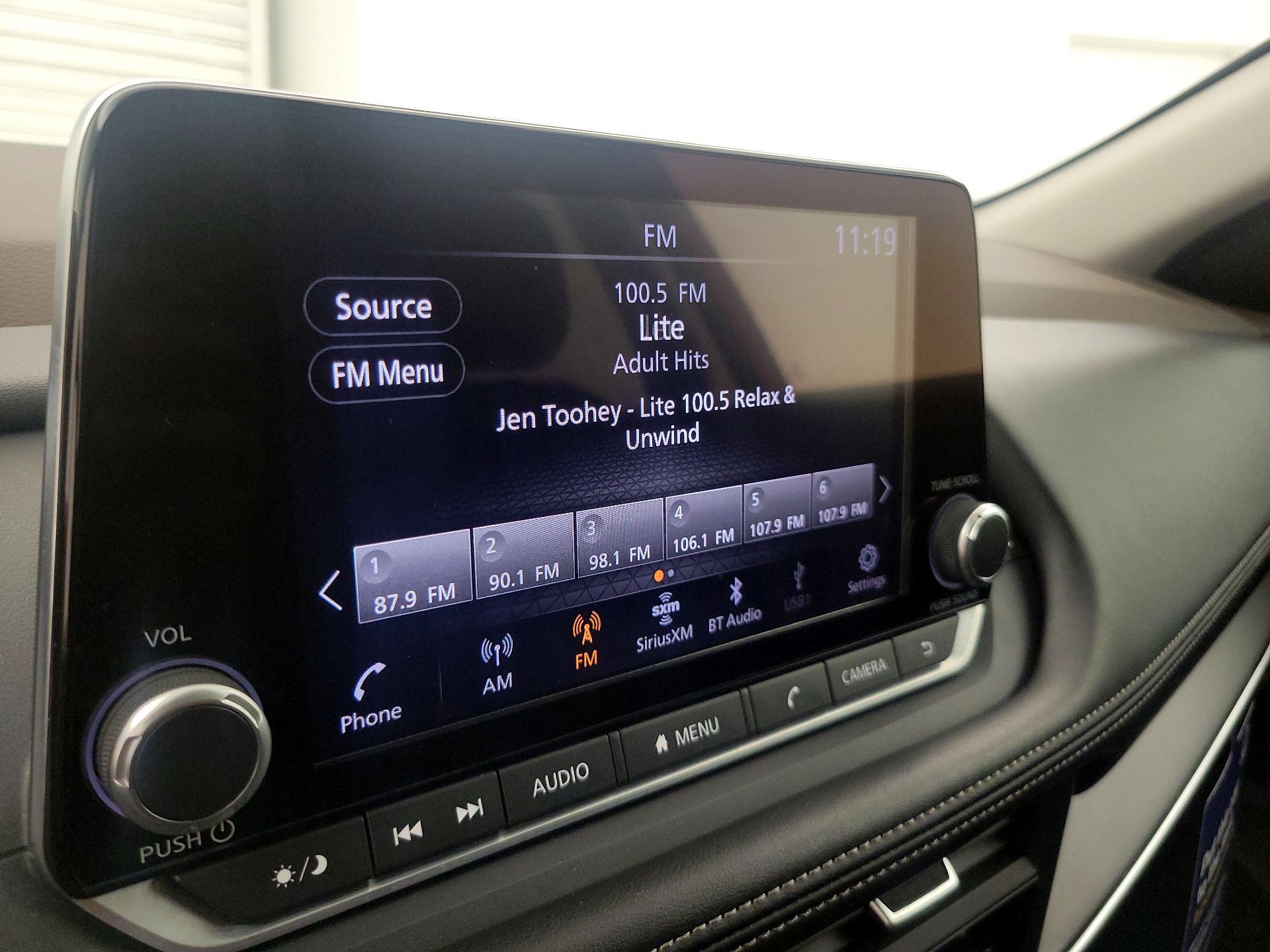 Thumbnail: 2023 Nissan Rogue - 15