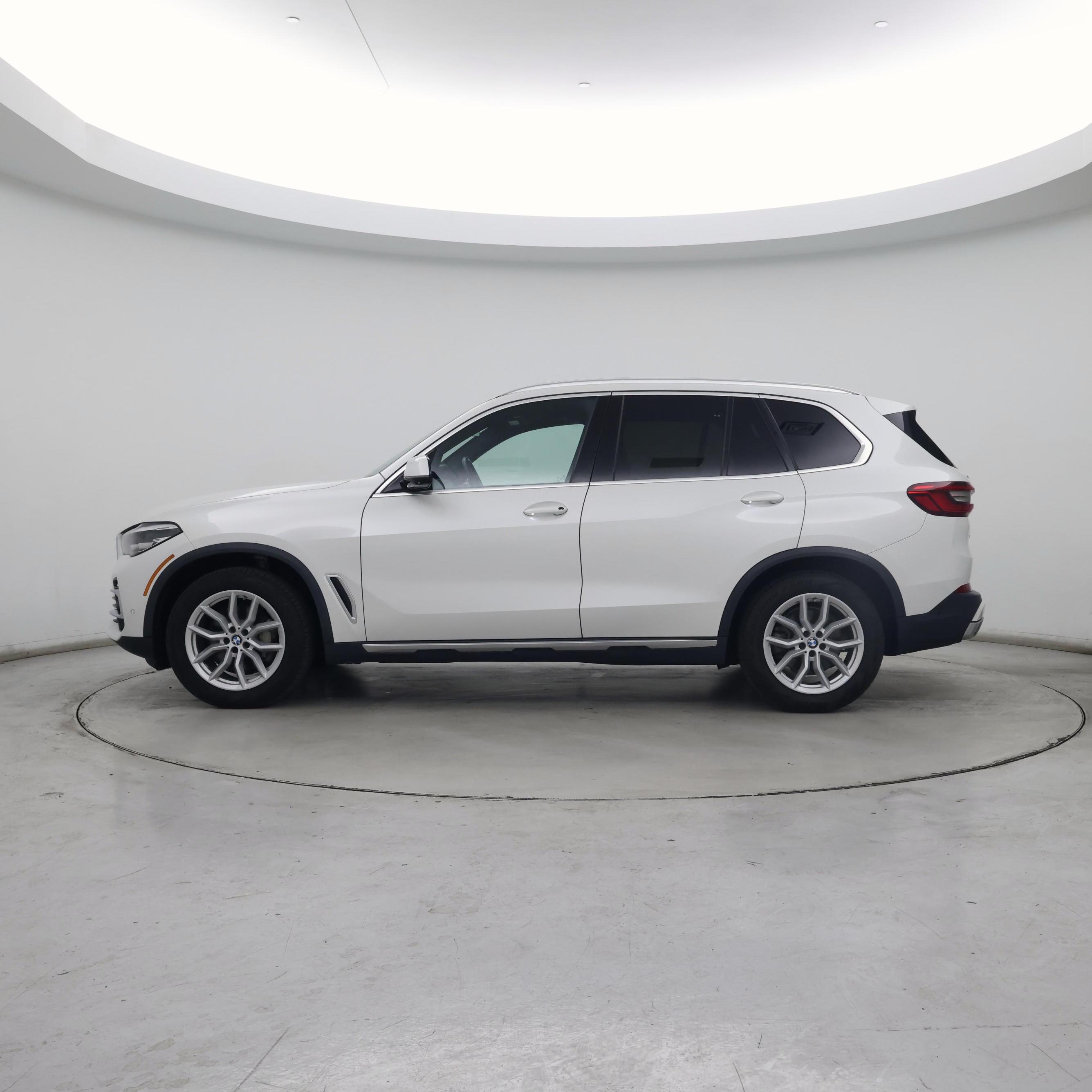 Thumbnail: 2020 BMW X5 - 3