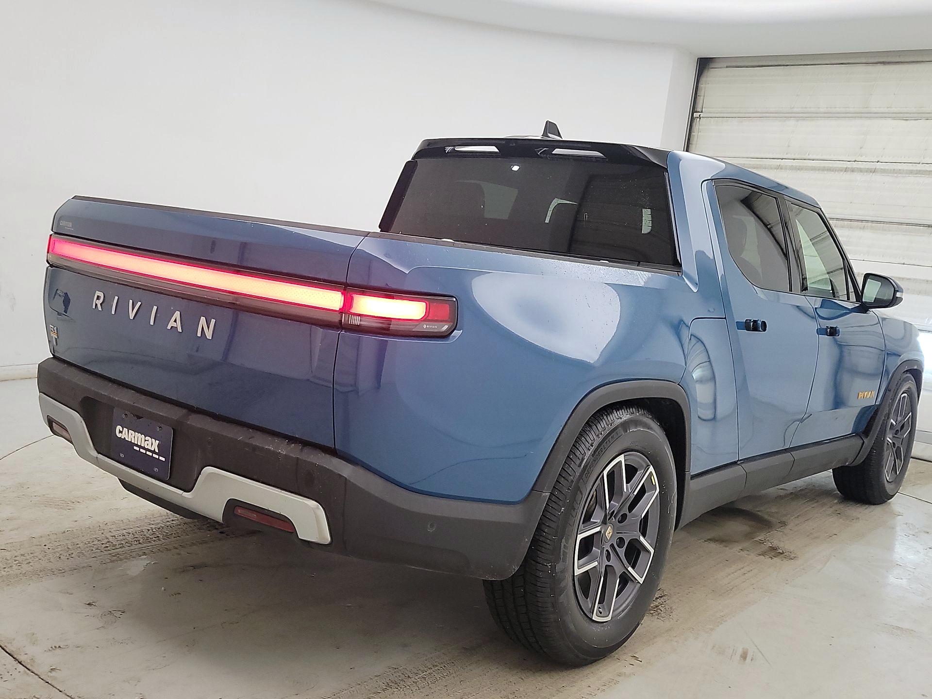 Thumbnail: 2022 Rivian R1T - 5