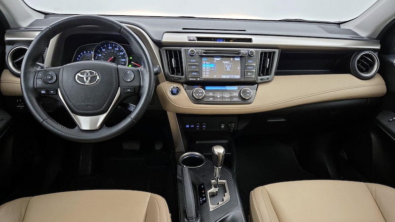 2015 Toyota RAV4 Limited 9