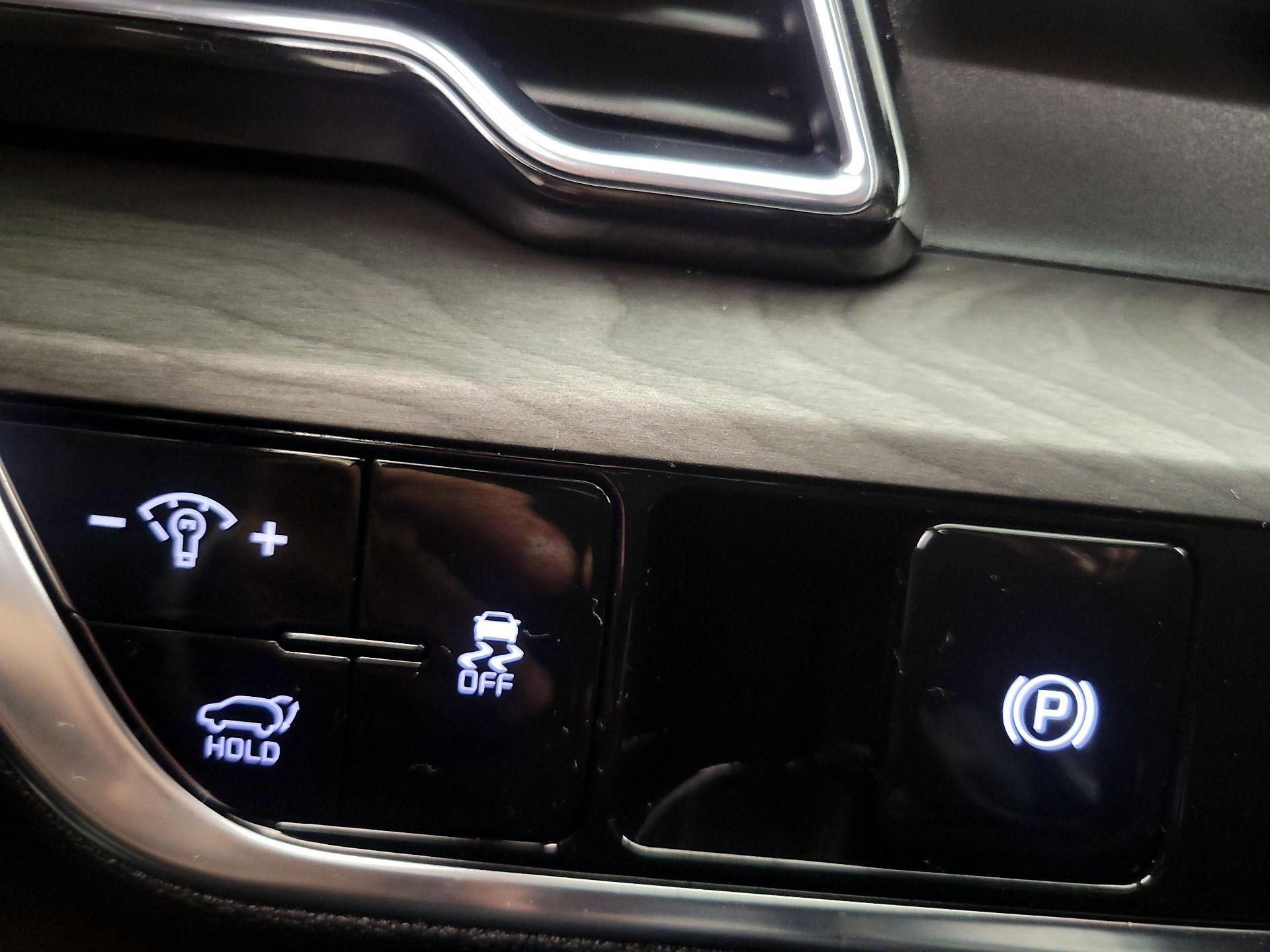 Thumbnail: 2023 Kia Sportage - 13