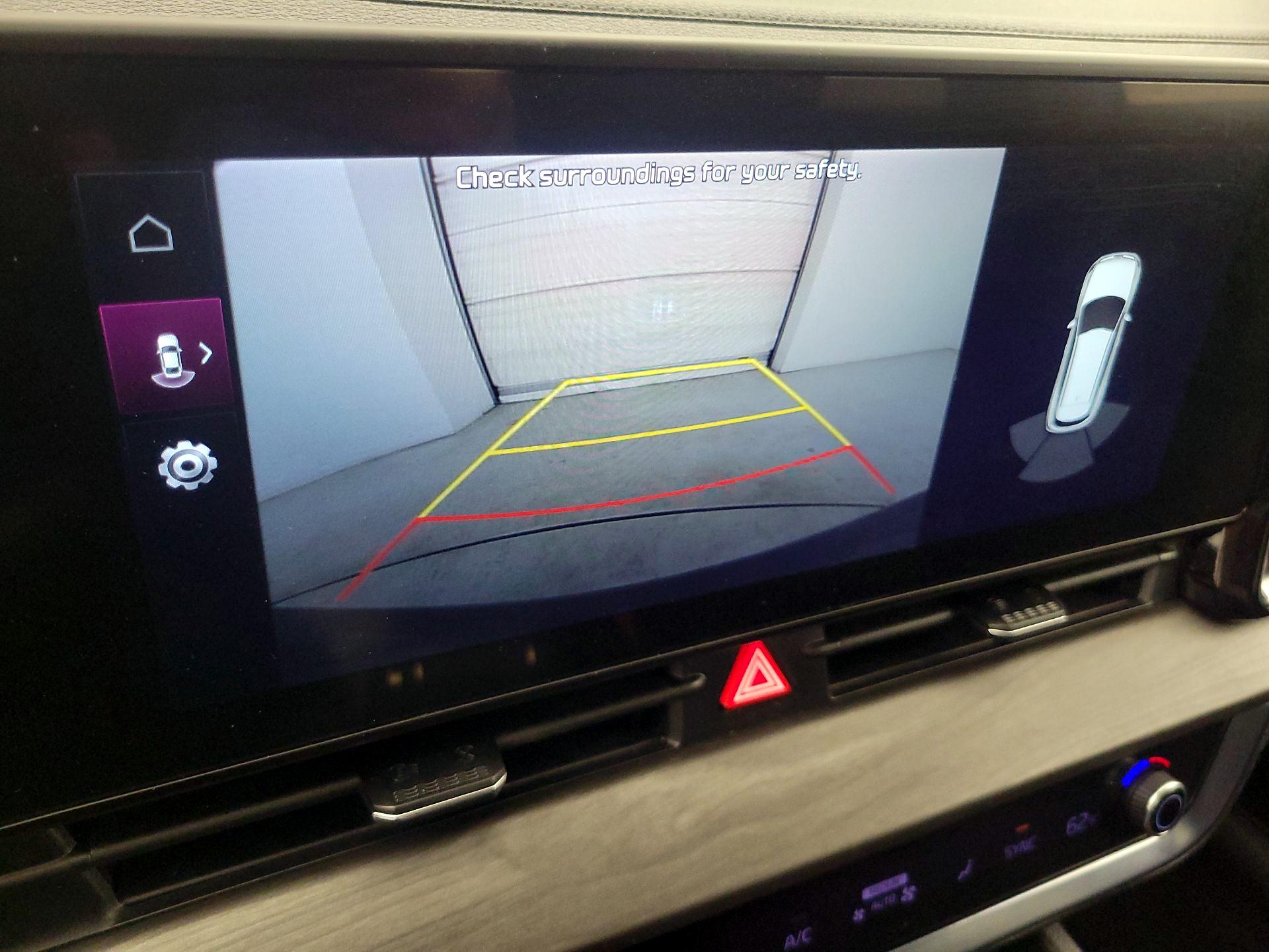 Thumbnail: 2023 Kia Sportage - 15