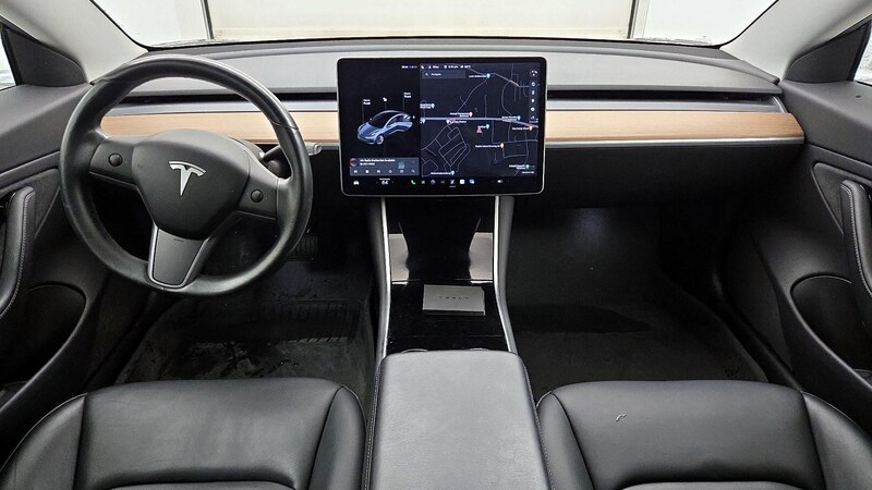 2019 Tesla Model 3 Long Range 9