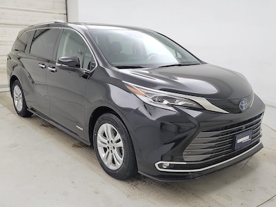 2021 Toyota Sienna Platinum -
                Westborough, MA